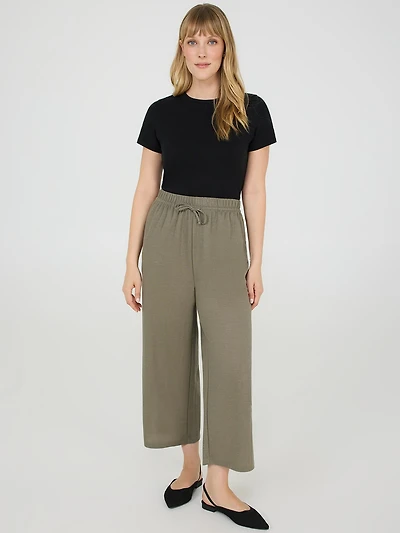 Drawstring Textured Wide-Leg Gaucho Pants