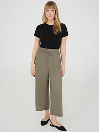 Drawstring Textured Wide-Leg Gaucho Pants