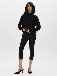 Lace Trim Capri Leggings