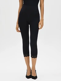 Lace Trim Capri Leggings