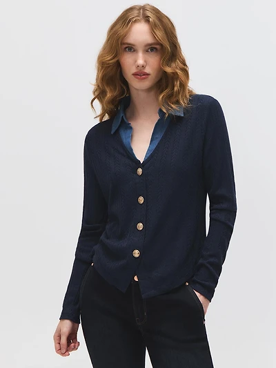 Blouse en tricot torsadé avec col denim