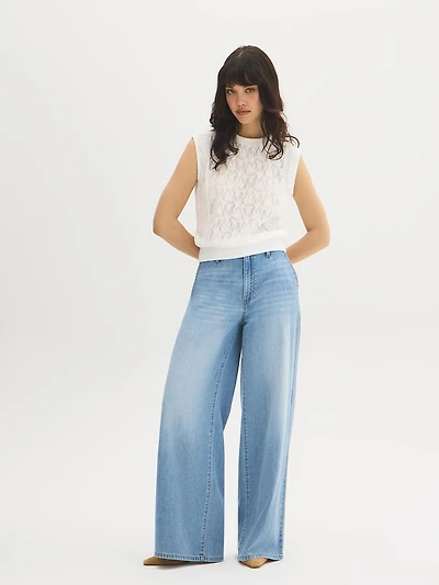 Floral Lace Sleeveless Top