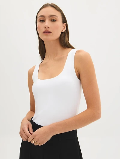 Camisole à double épaisseur et encolure arrondie
