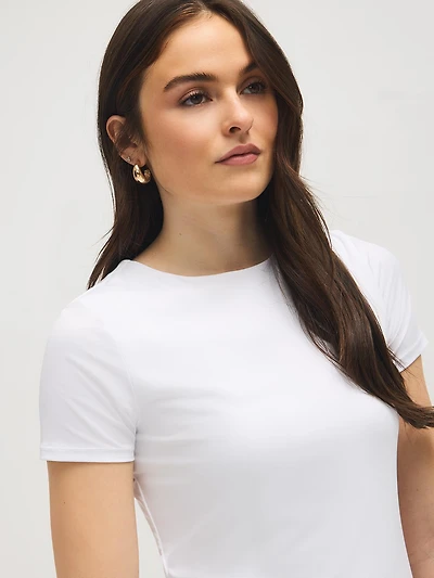 T-shirt à double épaisseur et col rond