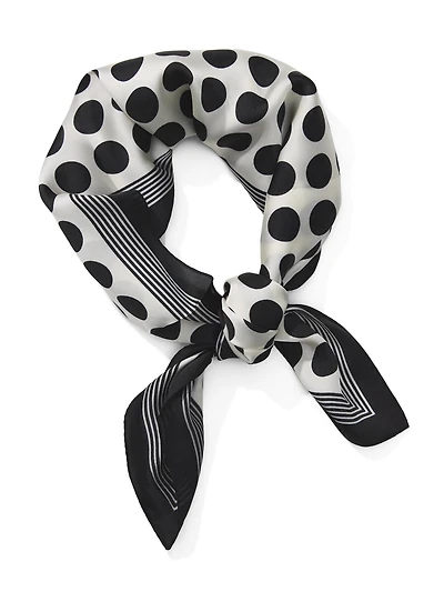 Foulard à pois effet soie