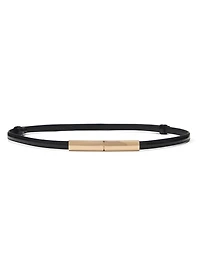 Ceinture fine à boucle dorée