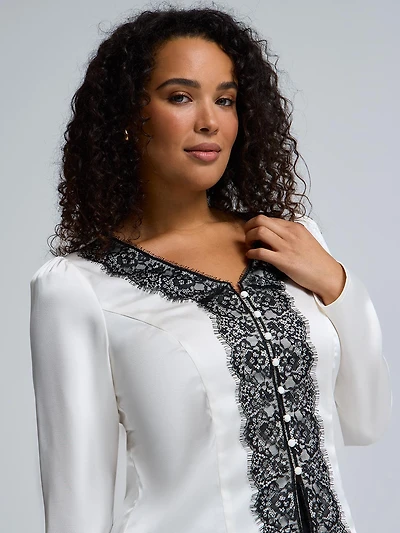 Blouse en dentelle à effet satiné et col V