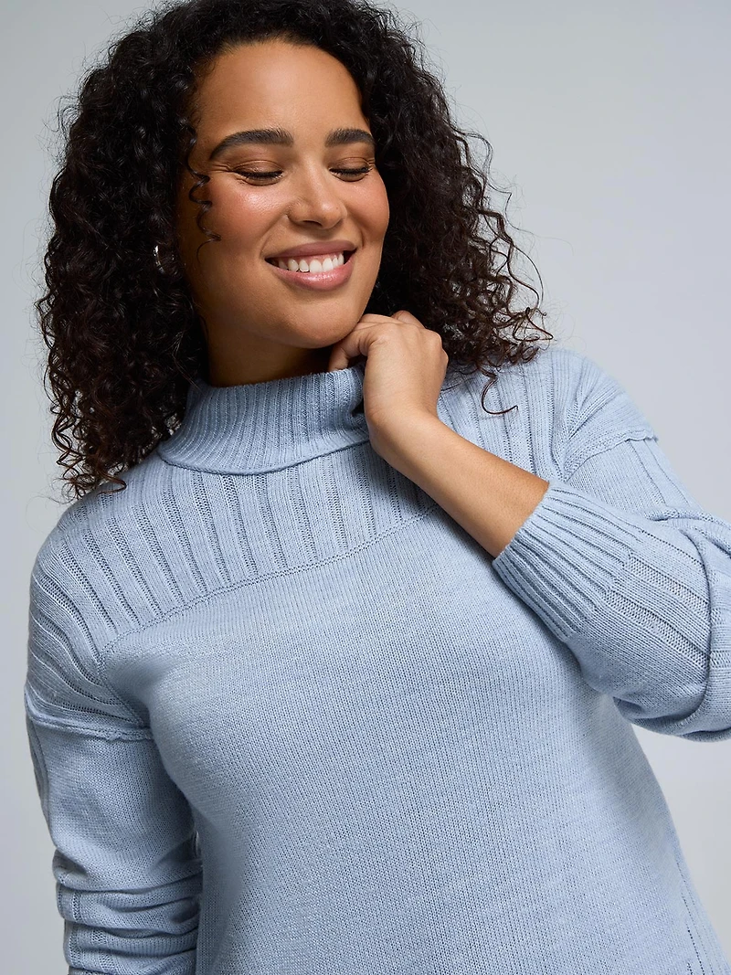 Chandail tunique à col montant