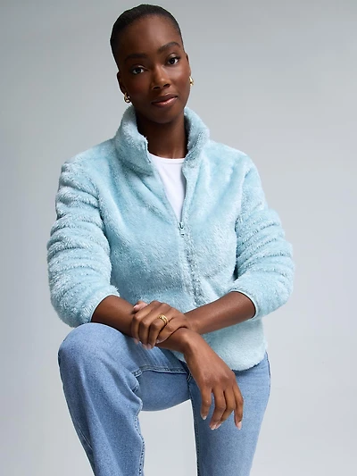 Veste en peluche avec fermeture éclair sur le devant