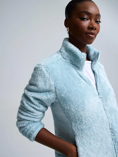 Veste en peluche avec fermeture éclair sur le devant