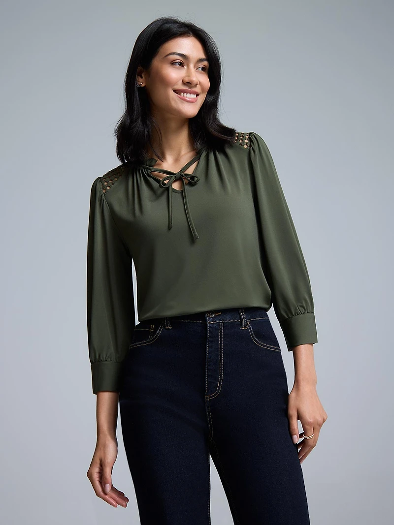 Pie Crust Neck Crochet Top