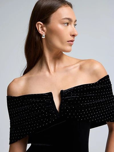 Haut en velours à épaules dénudées et strass