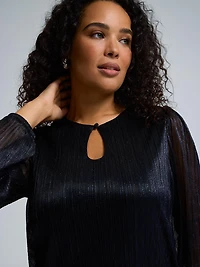 Front Keyhole Plisse Mesh Top