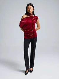Asymmetrical Velvet Top With Rose Necklace