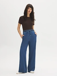 Jean à jambes larges et taille élastique
