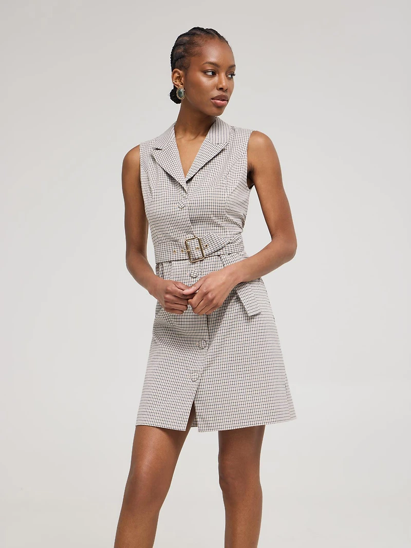 Robe blazer à carreaux sans manches avec ceinture