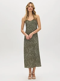 Robe nuisette mi-longue à imprimé de feuilles
