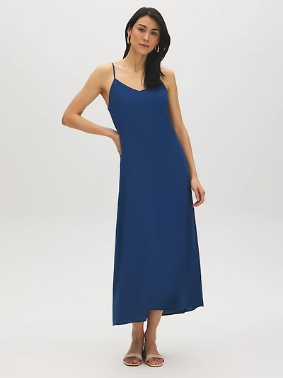 Robe nuisette fluide à bretelles ajustables
