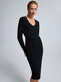 Robe chandail mi-longue métallisée à col en V