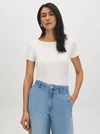 T-shirt à manches courtes et col bateau