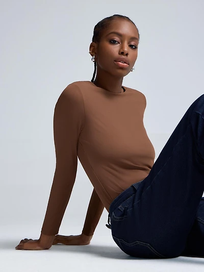 Haut côtelé à double épaisseur et col rond