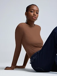 Haut côtelé à double épaisseur et col rond