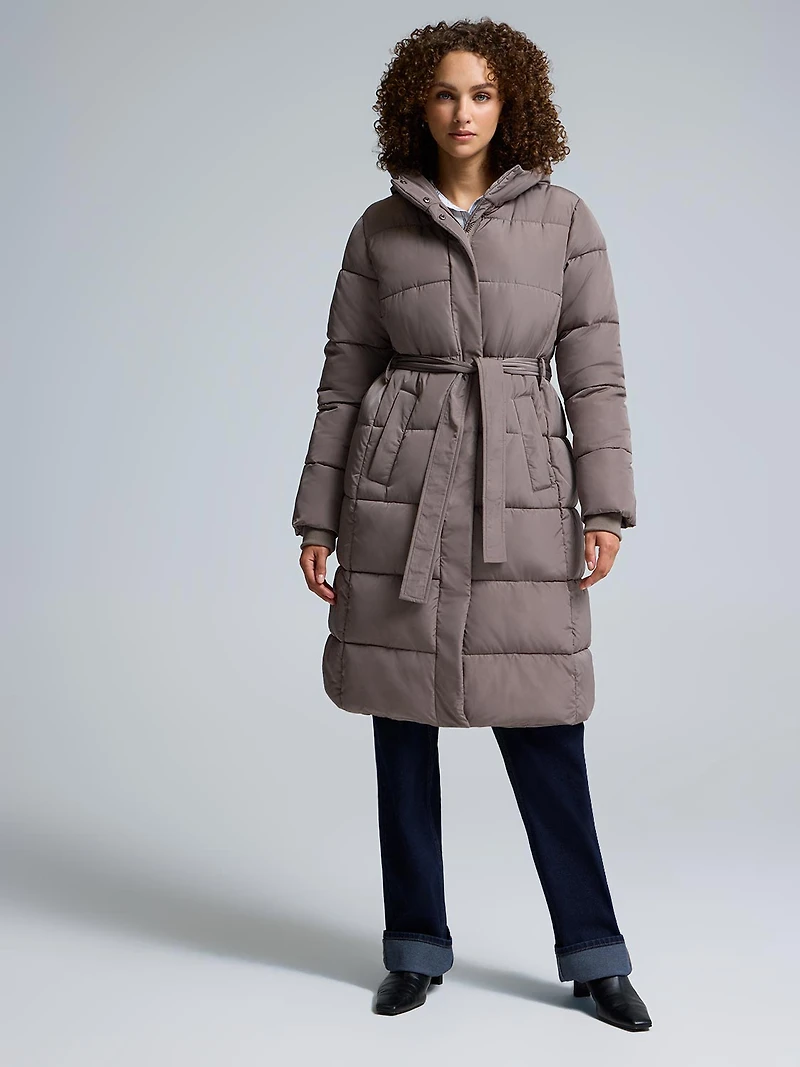 Veste matelassée longue ceinturée
