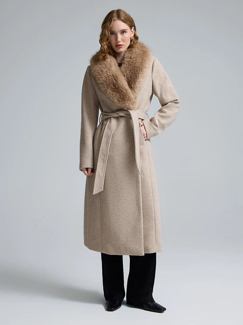 Manteau portefeuille avec col en fausse fourrure