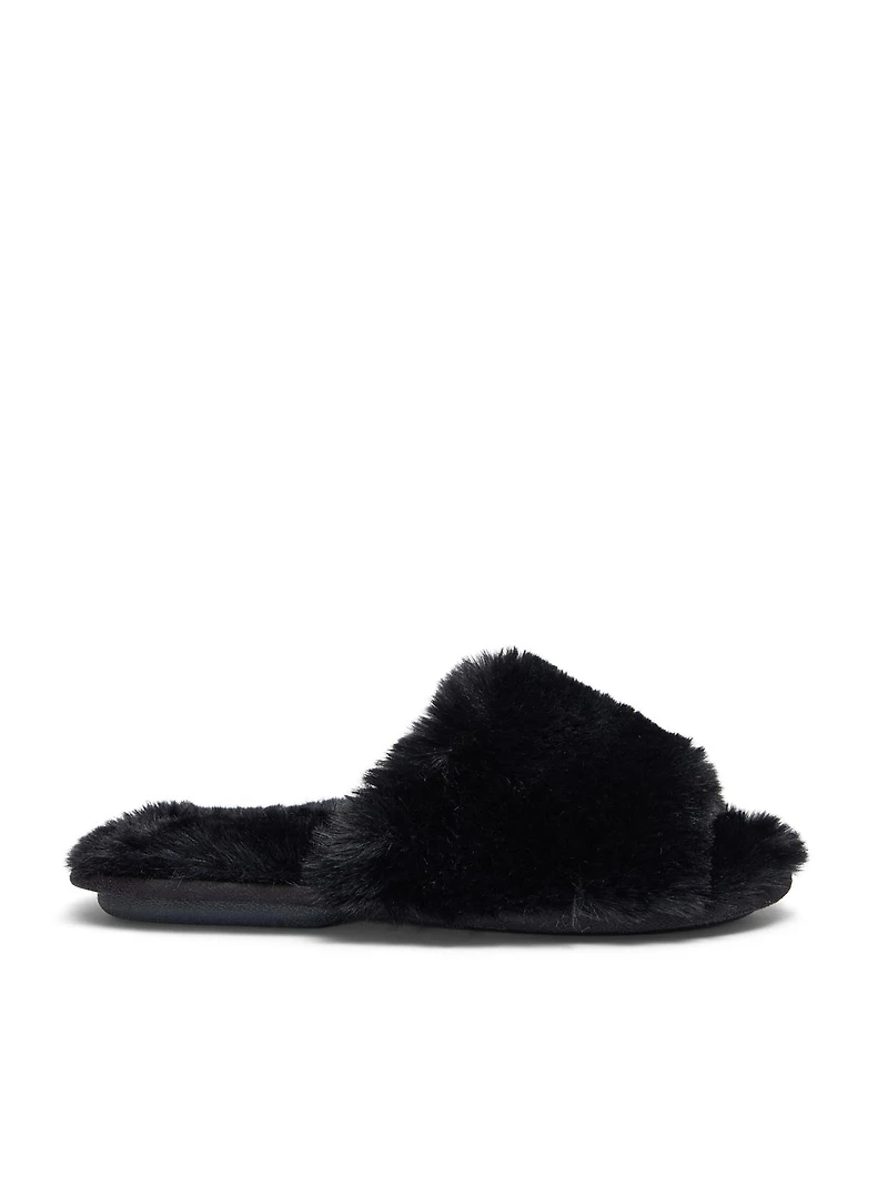 Pantoufles en fausse fourrure
