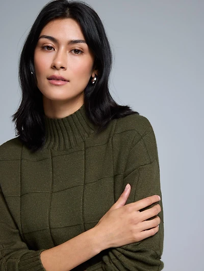 Square Pattern Mock Neck Sweater