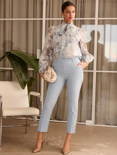 Pantalon taille haute à jambes ajustées