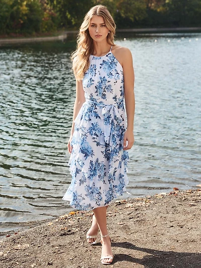 Robe ajustée et évasée en mousseline à motif floral