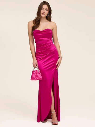 Robe bustier en satin