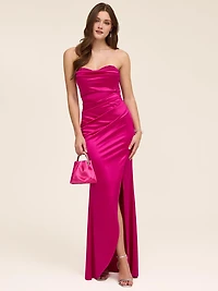 Robe bustier en satin