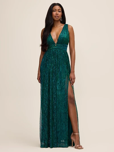 Robe métallique à col en V