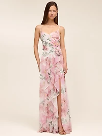 Robe de soirée en mousseline à volants et imprimé floral