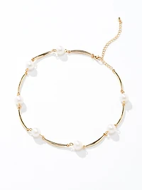 Delicate Pearl Necklace