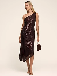 Robe mi-longue plissée asymétrique à paillettes