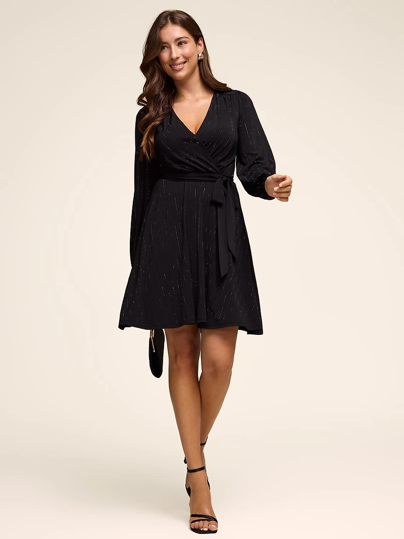 Mini-robe ajustée et évasée à rayures