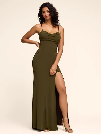 Robe de soirée à col bénitier