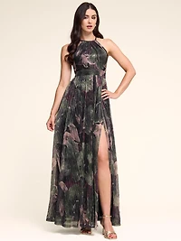 Robe en maille froissée et métallisée à dos nu