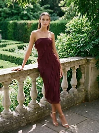 Robe mi-longue à volants sans bretelles