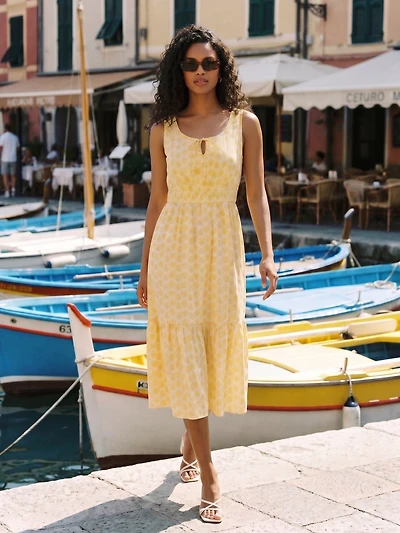 Shell Print Tiered Midi Dress