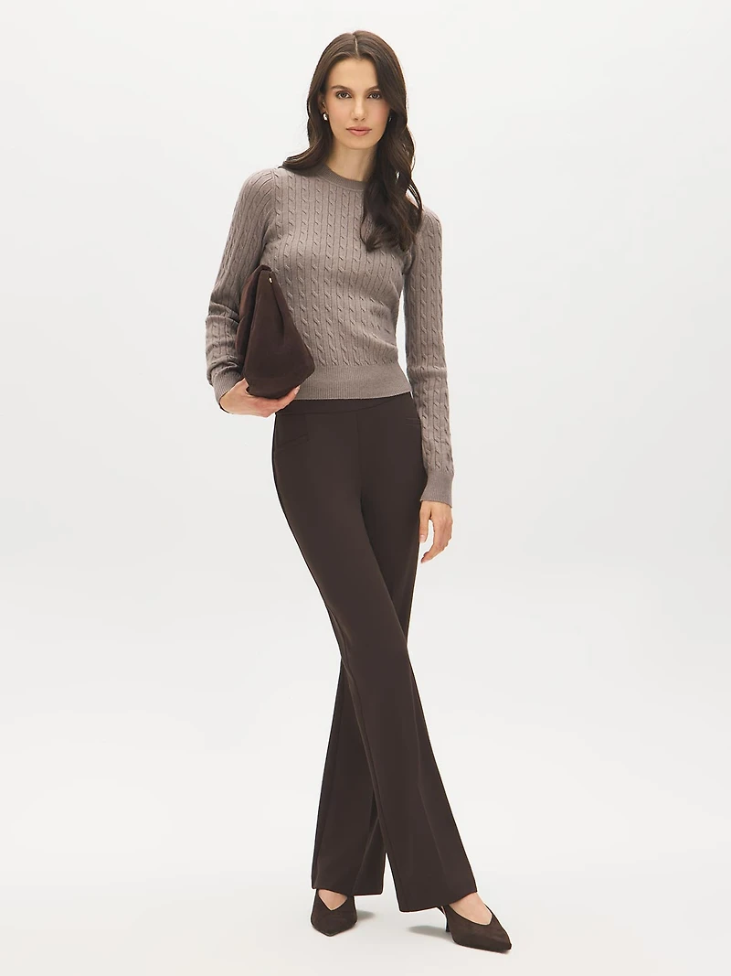 Pantalon ajusté et évasé