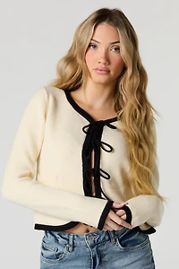 Cardigan en tricot avec boucle