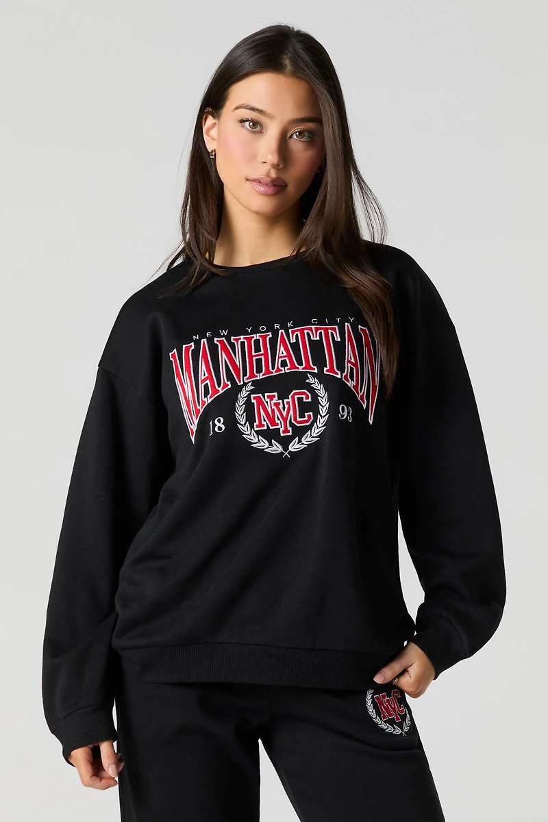 Chandail en molleton avec motif brodé City sergé