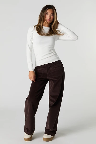 Pantalon en velours côtelé à jambe droite