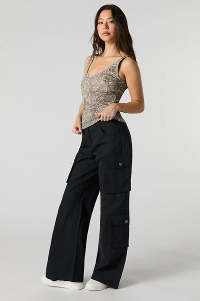 Pantalon cargo à jambe droite et multiples poches