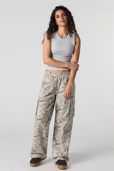Pantalon cargo jambe large à imprimé