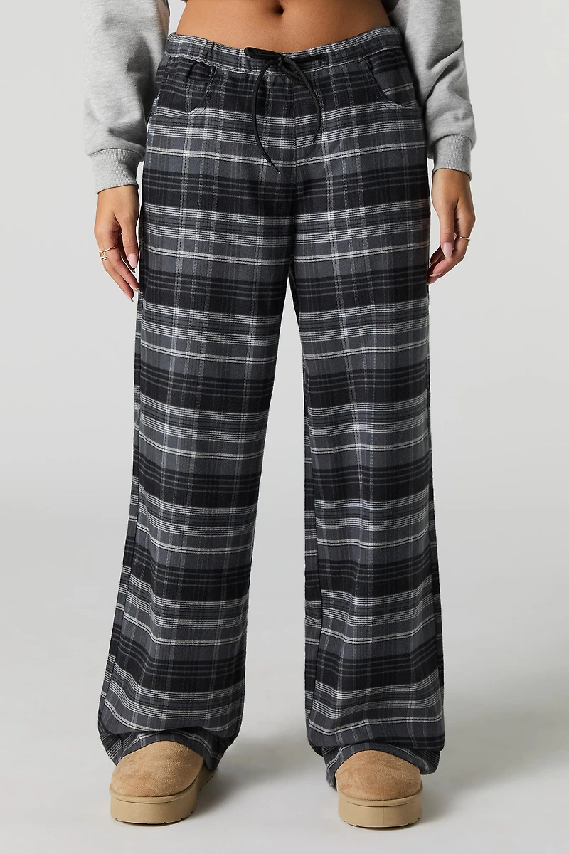 Pantalon à carreaux et jambe large